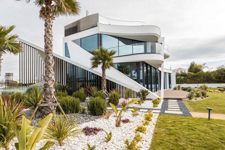 SALGADOS_LT43_44_g4jyqu